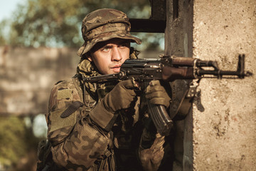 Fototapeta premium Enemy won't take me alive