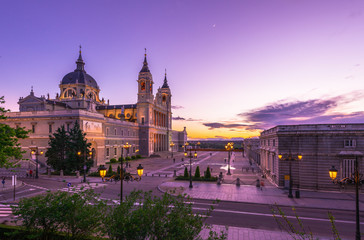 Fototapeta na wymiar Sunset view of Cathedral Santa Maria la Real de La Almudena in Madrid, Spain