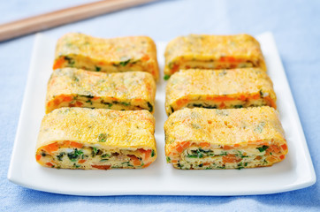 Tamagoyaki. Korean egg rolls