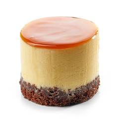 chocolate biscuit and caramel cream cake
