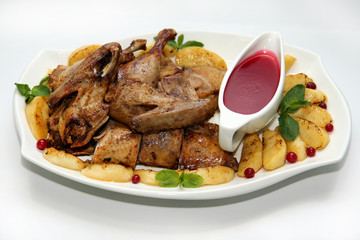 Roast duck with apples