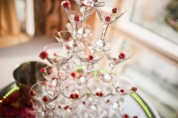 Table setting with lavender flowers, close-up