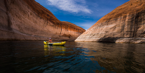 Kayaking Lake Powell Utah - obrazy, fototapety, plakaty