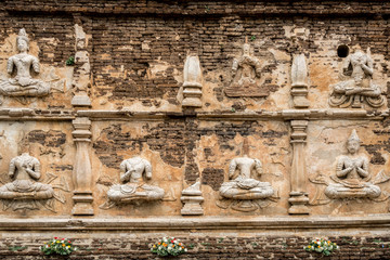 Old wall with ancient Thai stucco