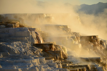 Fototapeta premium Mammoth Hot Springs in Yellowstone