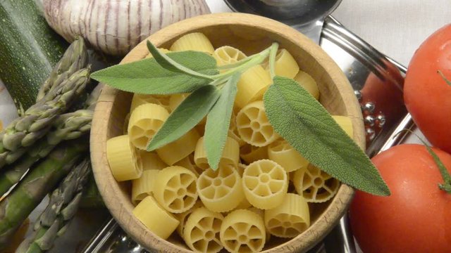 Ruote Cook eight minutes List of pasta
