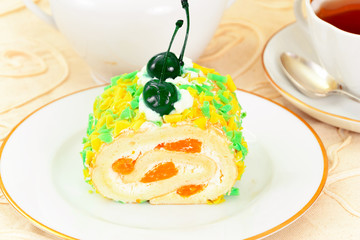 Biscuit and Cake with Mandarin and Whipped Cream.