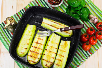 Courgettes Zucchini Grill