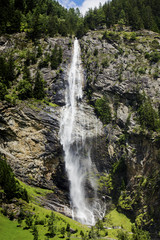 Fototapeta na wymiar Natural waterfall
