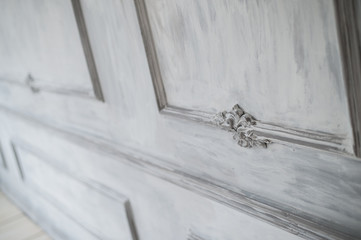 Obraz premium Luxury loft white wall design bas-relief with stucco mouldings roccoco element