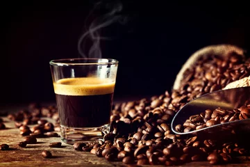 Foto auf Acrylglas Cafe Espresso und Kaffeekorn