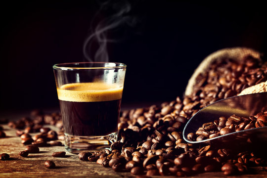 Fototapeta espresso i ziarna kawy
