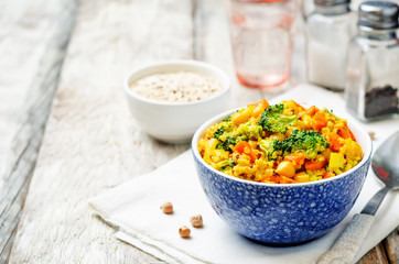 Quinoa broccoli carrot curry