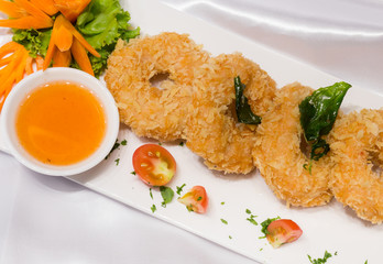 Fried shrimp, fried foods ring with Thailand.