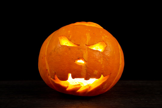 Halloween Pumpkin dark background