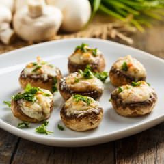 gefüllte Champignons - stuffed mushrooms