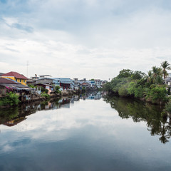 Obraz premium Local house on riverside in Chantaburi Thailand