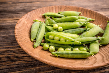 Green pea pod