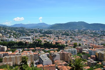 Nice ville moderne et villa ARson, collines Niçoises