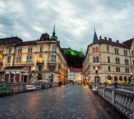 Fototapeta na wymiar Triple Bridge in Ljubljana, Slovenia