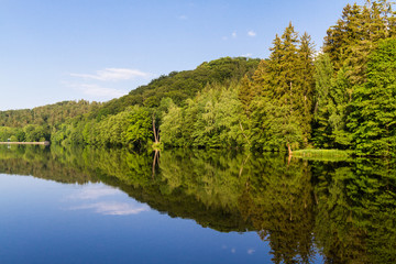 Fototapeta premium Bergsee im Harz