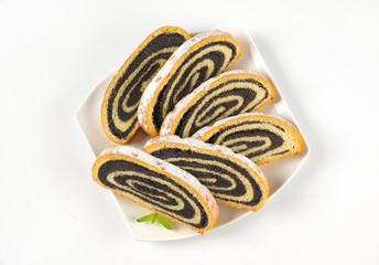 slices of poppy seed roll