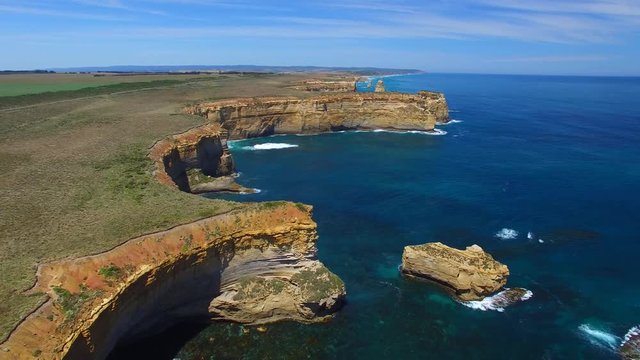 The Great Ocean Road Razorback viewpoint