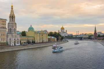 Obraz premium The towers and walls of Moscow Kremlin from the Moskva river