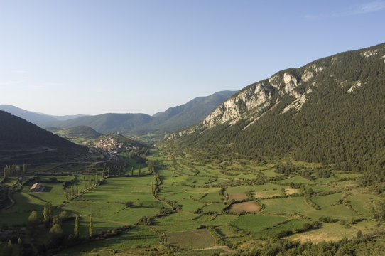 Green fields of Serra del Cadi (Sierra del Cadi) area, Catalonia (Catalunya) (Cataluna), Spain