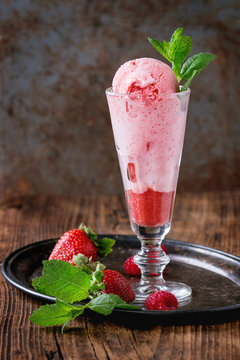 Strawberry Sorbet With Mint