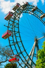 Deurstickers  Giant Ferris Wheel in Prater Park in Vienna, Austria © unclepodger