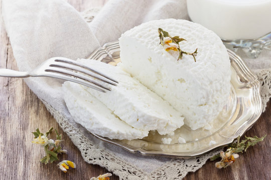 Traditional homemade cottage cheese