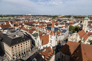 Fototapeta na wymiar Beautiful wide-angle sunny aerial view of Munich, Bavaria.