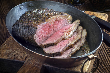 Roast Beef in Kupferpfanne