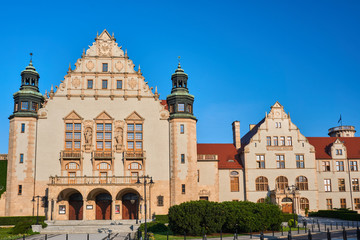 Fototapeta na wymiar Facade of the building assembly hall university in Poznan.