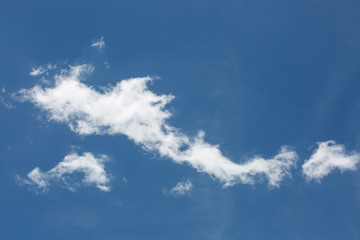 Fototapeta na wymiar clouds in the blue sky,white cloud in rainy season