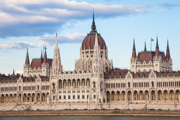 Obraz premium Budapest parliament view