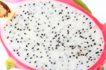 カットされたドラゴンフルーツ