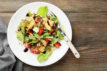 salad with roasted tofu