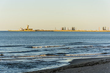 Obraz premium Gdansk Bay - industrial infrastructure on the waterfront.