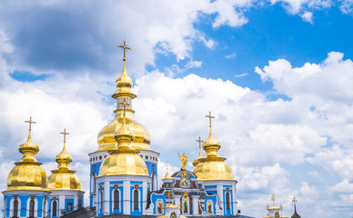 Fototapeta na wymiar Старинный православный собор в Киеве