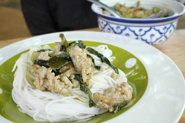 Thai curry with rice noodle