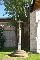 Fototapeta premium cruz de piedra