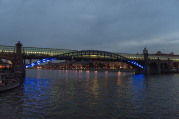 Fototapeta na wymiar Long bridge at night