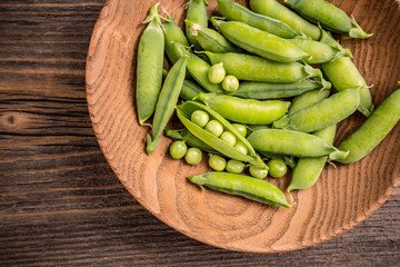 Fresh green peas