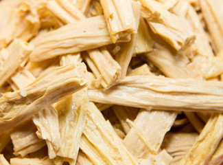 the asparagus marinaded