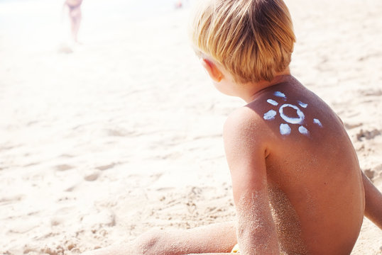 Suntan Caucasian Child Sign Sun Apply Cream