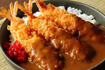 エビフライカレー