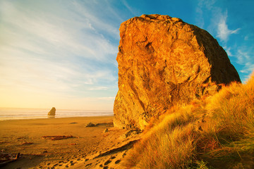 Sunrise at Oregon coast © Iriana Shiyan