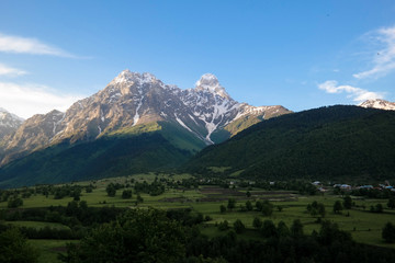 Hiking in the Cacucasus 